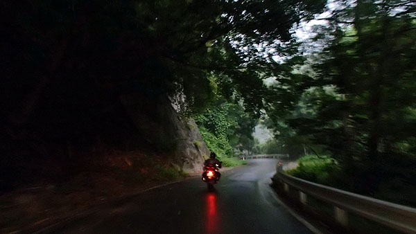 いよいよ津軽峠へ